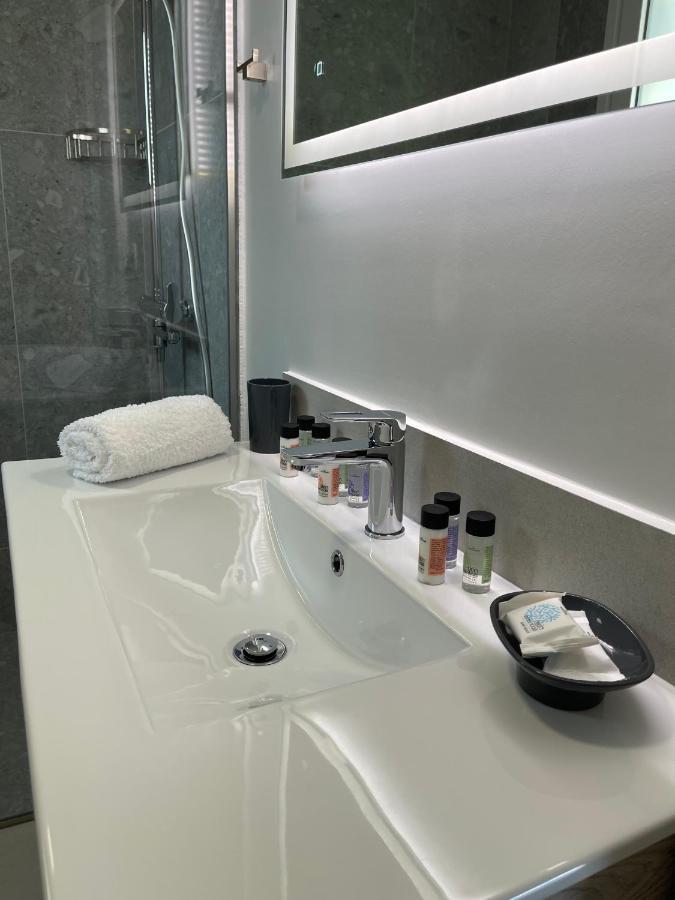 Villa Rodelia 罗达 外观 照片